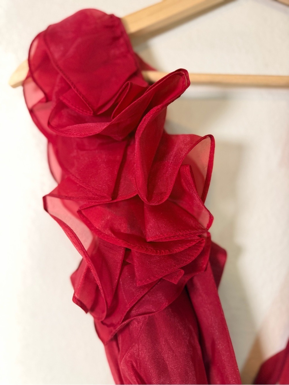NWT Mac Duggal 49528 Wine Organza Ruffle Plunge Tie Back Maxi Gown Sz 2 - Picture 7 of 15